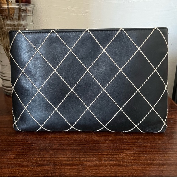 Chanel authentic wild stitch clutch - added insert strap - Picture 8 of 16